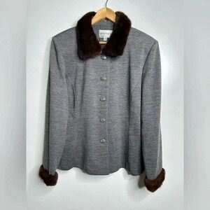 Lily & Taylor Gray Fur Collar Button Up Blazer Coat Size 16